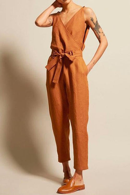 Femke | Mouwloze jumpsuit met V-hals en strik in de taille